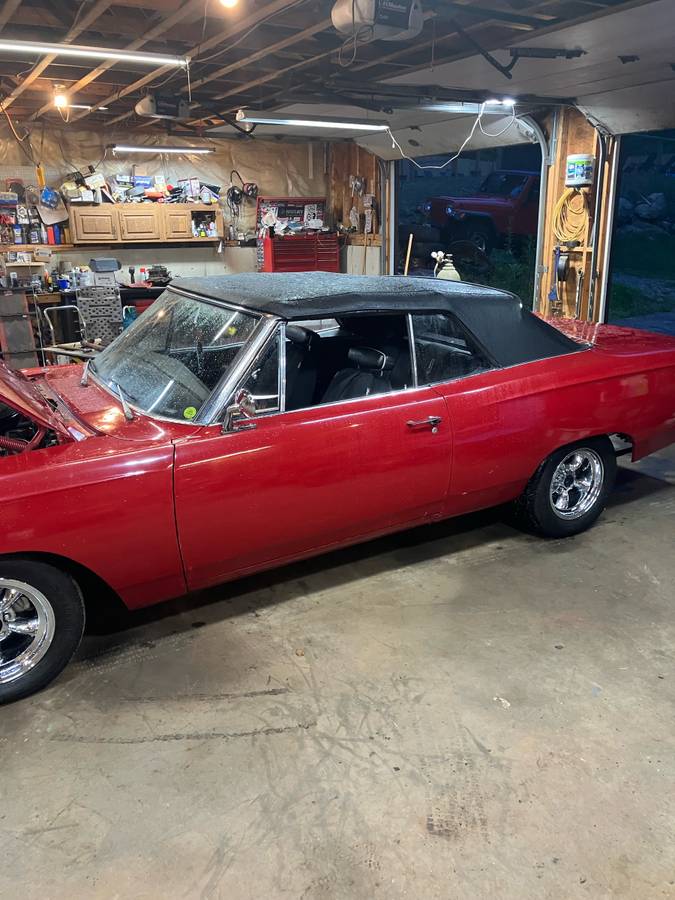 Plymouth-Roadrunner-1968-red-7
