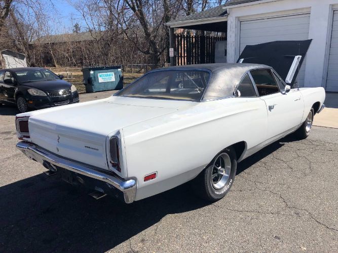 Plymouth-Roadrunner-1969-White-11