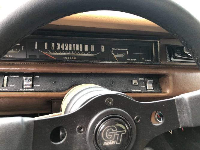 Plymouth-Roadrunner-1969-White-13