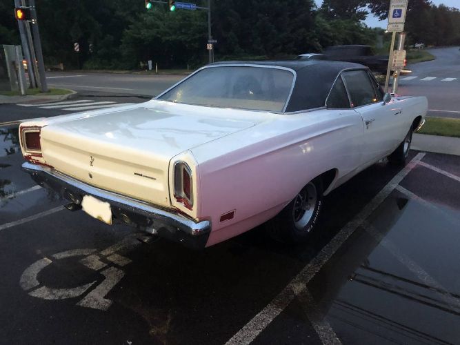 Plymouth-Roadrunner-1969-White-2