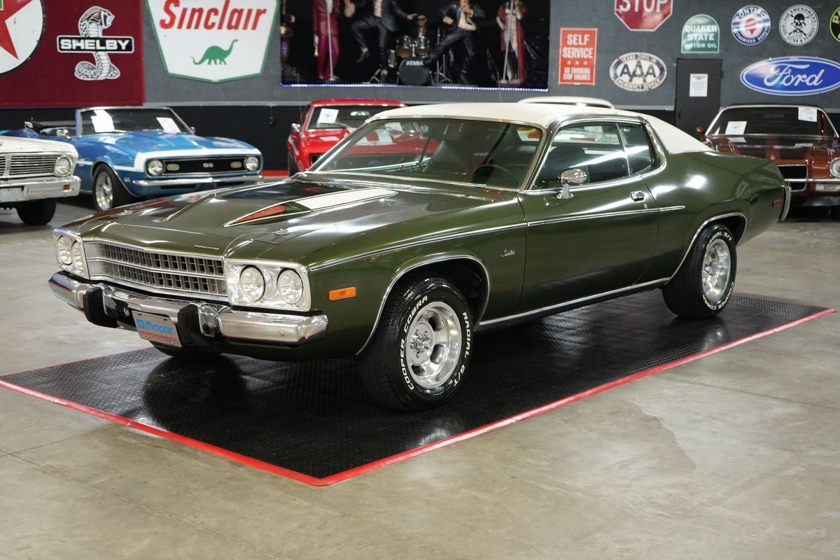 Plymouth-Satellite-Sebring-Plus-1973-Coupe-1