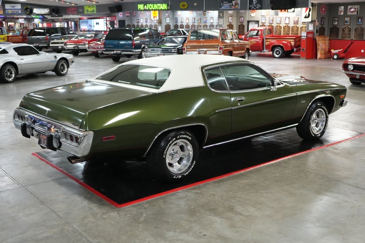 Plymouth-Satellite-Sebring-Plus-1973-Coupe-14