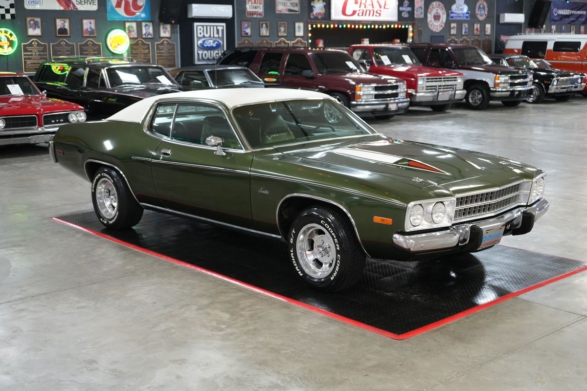 Plymouth-Satellite-Sebring-Plus-1973-Coupe-16