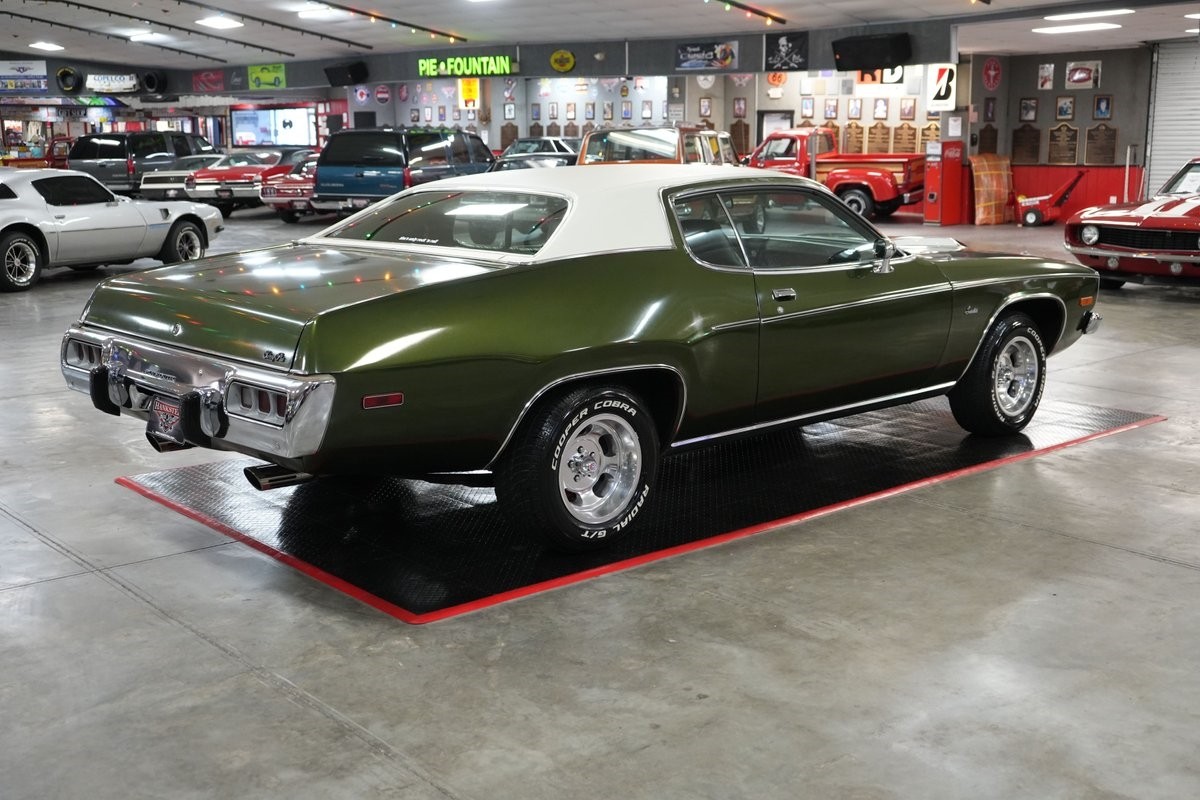 Plymouth-Satellite-Sebring-Plus-1973-Coupe-5