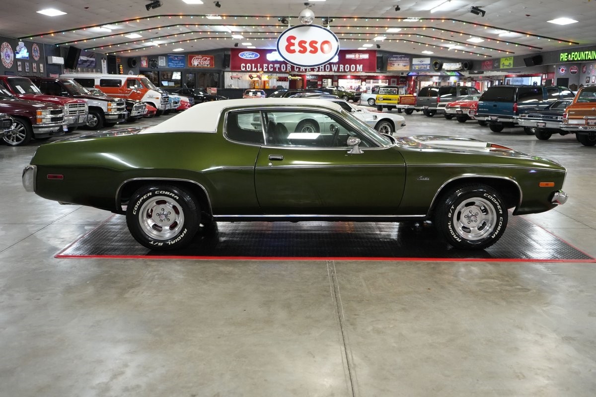 Plymouth-Satellite-Sebring-Plus-1973-Coupe-6