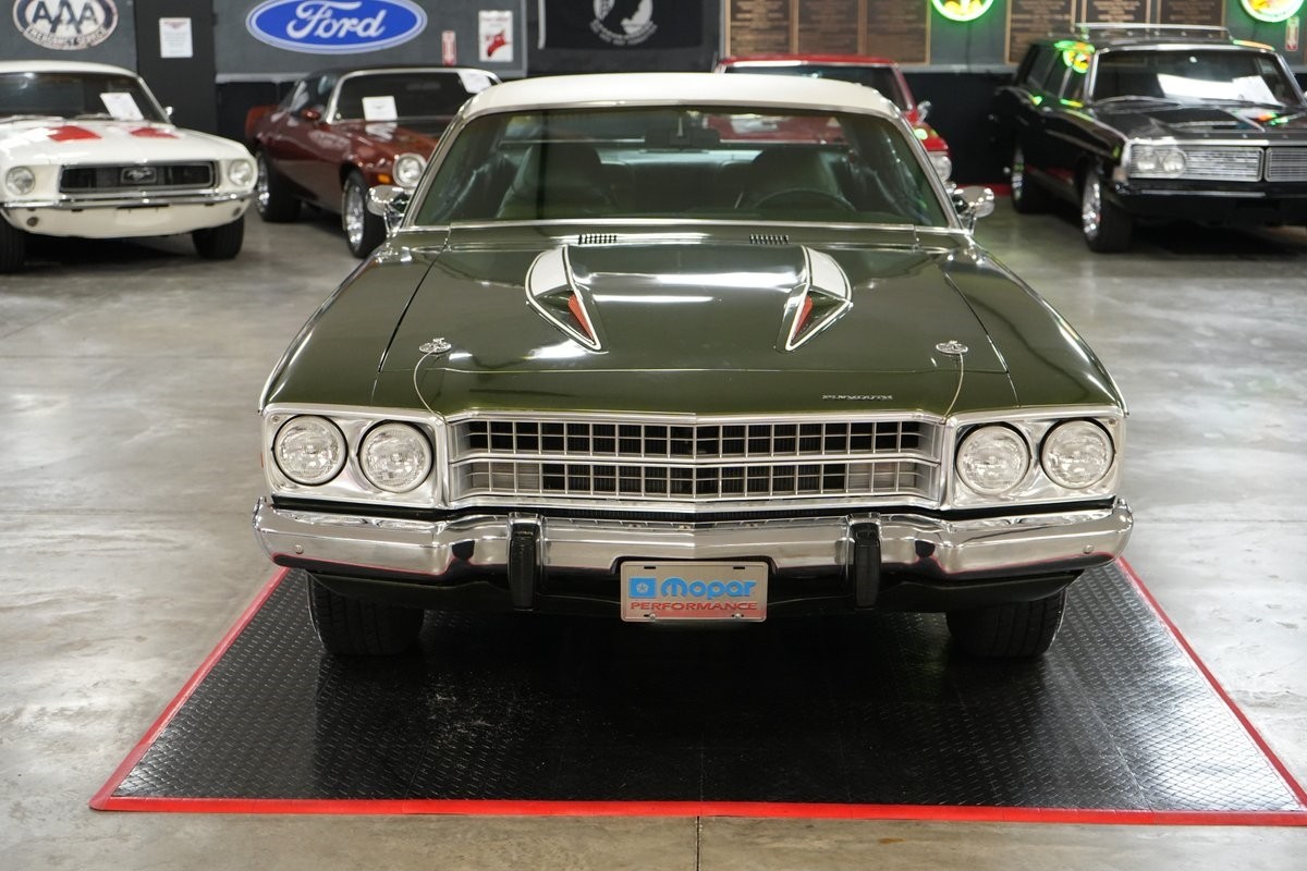 Plymouth-Satellite-Sebring-Plus-1973-Coupe-8
