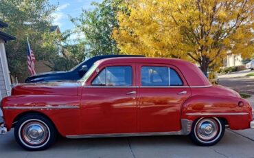 Plymouth-Sedan-1950-Red-Gray