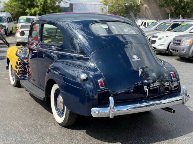 Plymouth-Special-deluxe-1940-Blue-Tan-10