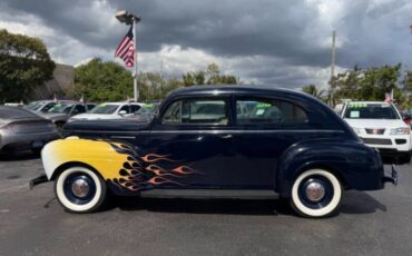 Plymouth-Special-deluxe-1940-Blue-Tan-12