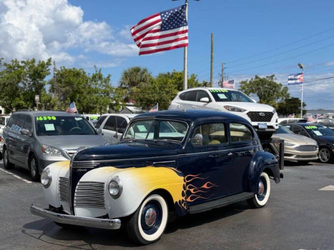 Plymouth-Special-deluxe-1940-Blue-Tan