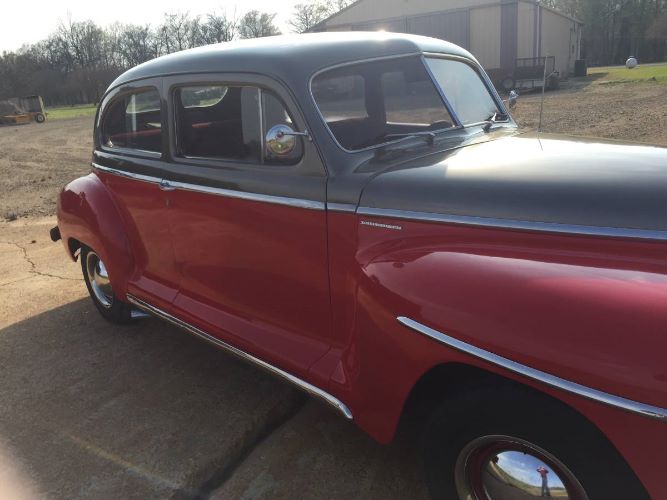 Plymouth-Special-deluxe-1947-1