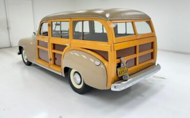 Plymouth-Special-deluxe-1947-Battalion-Beige-Saddle-10