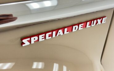 Plymouth-Special-deluxe-1947-Battalion-Beige-Saddle-39