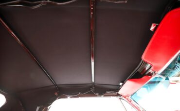 Plymouth-Sport-fury-1963-Ermine-White-Red-31