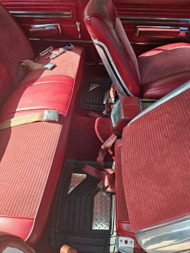 Plymouth-Sport-fury-1966-White-Red-8