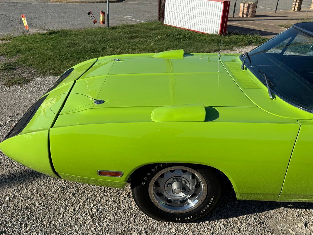 Plymouth-Superbird-1970-26