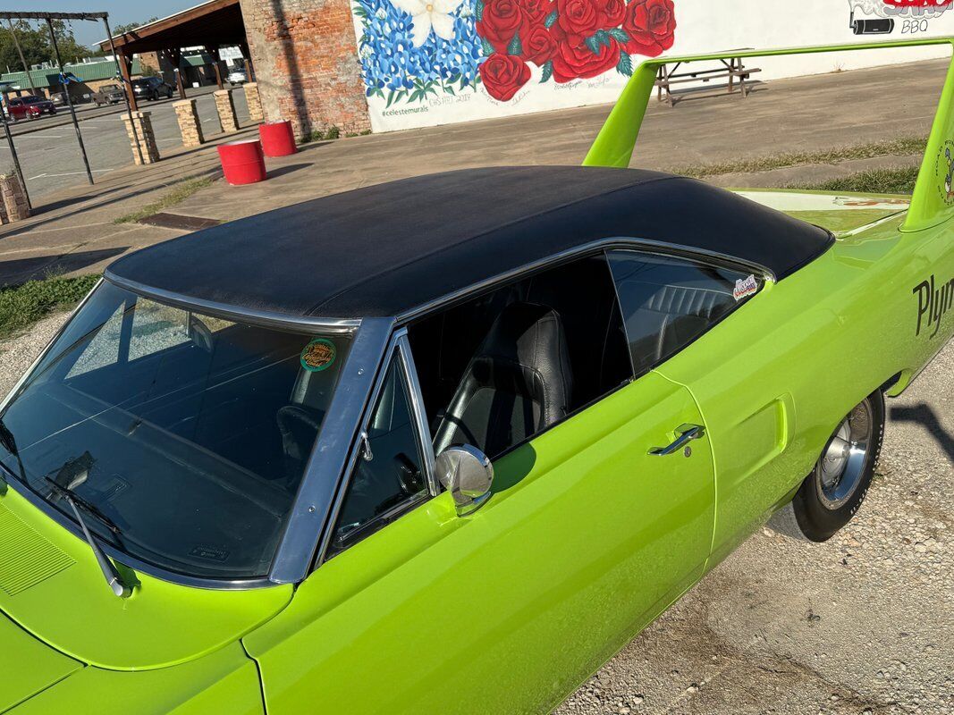 Plymouth-Superbird-1970-27