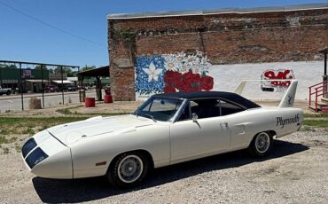 Plymouth-Superbird-1970-white-1