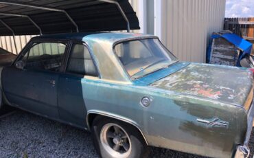 Plymouth-Valiant-1967-green-2