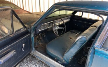 Plymouth-Valiant-1967-green-3
