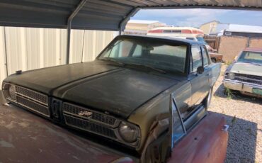 Plymouth-Valiant-1967-green