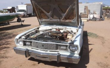 Plymouth-Valiant-1975-blue-5