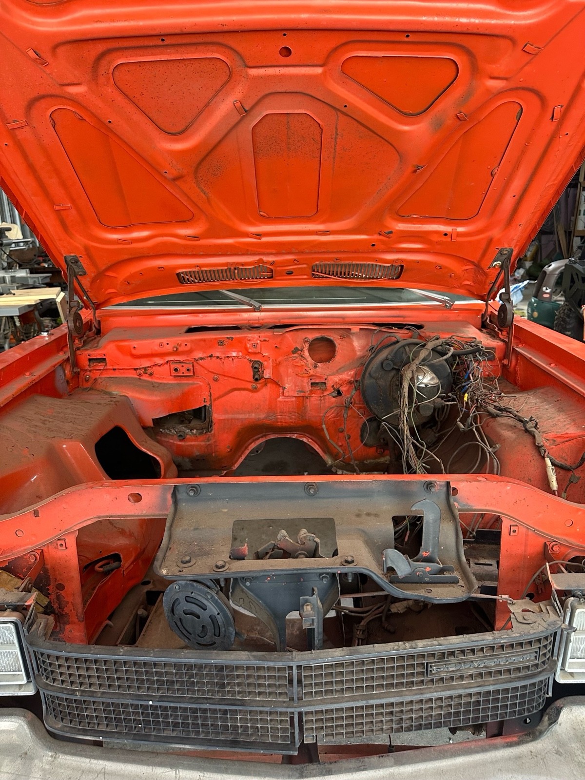 Plymouth-Volare-1976-11