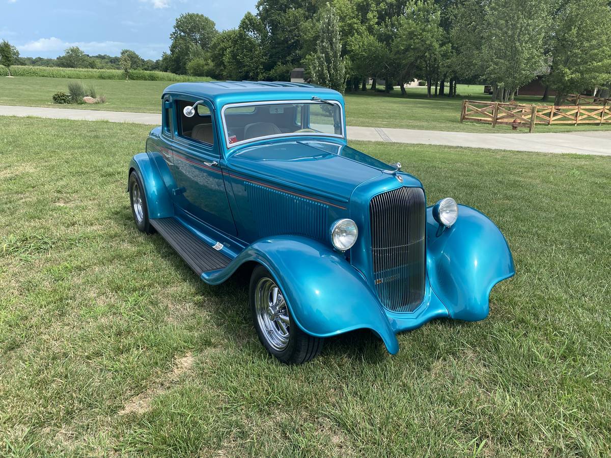 Plymouth-delux-coupe-1933-21