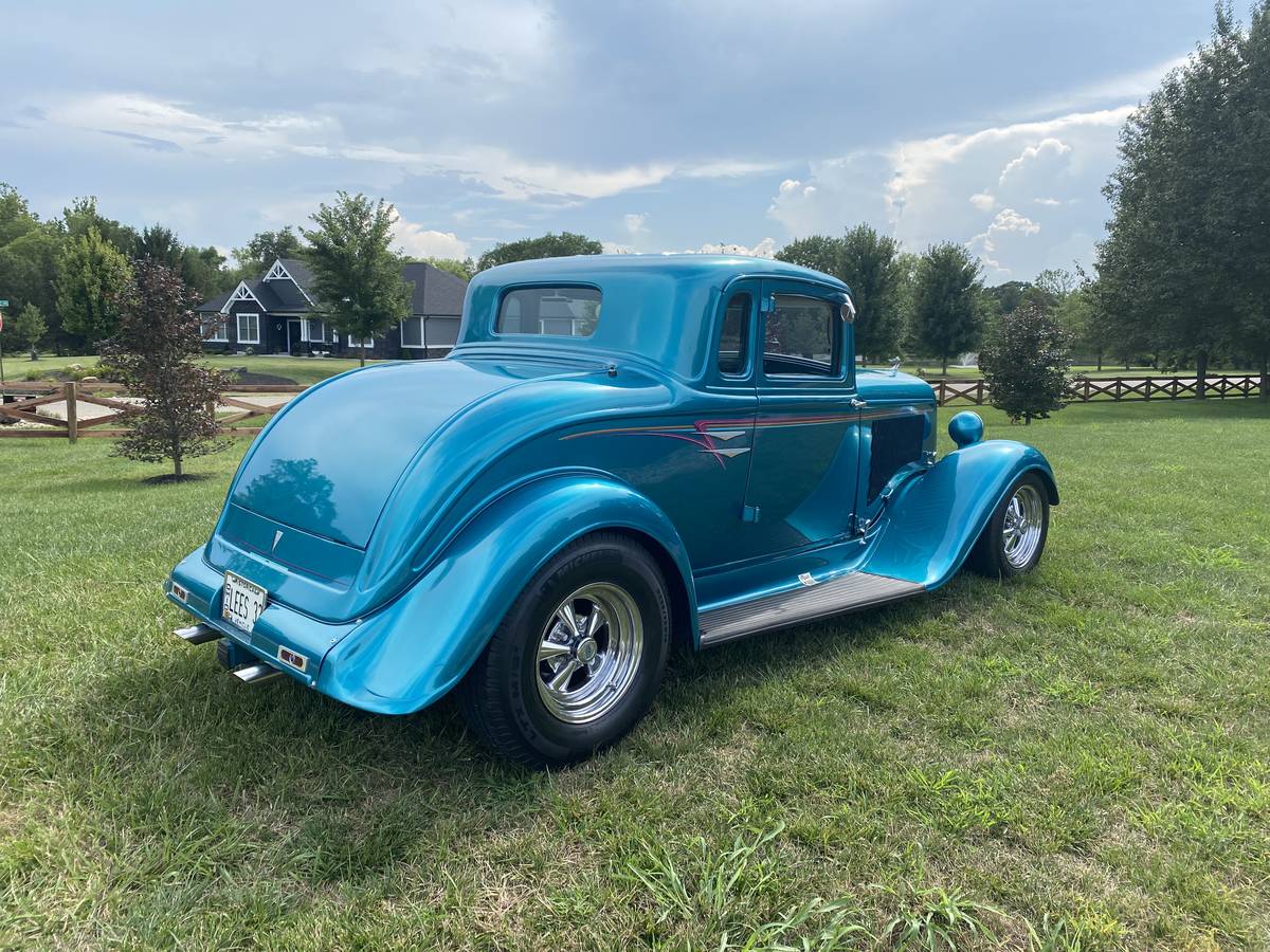 Plymouth-delux-coupe-1933-22