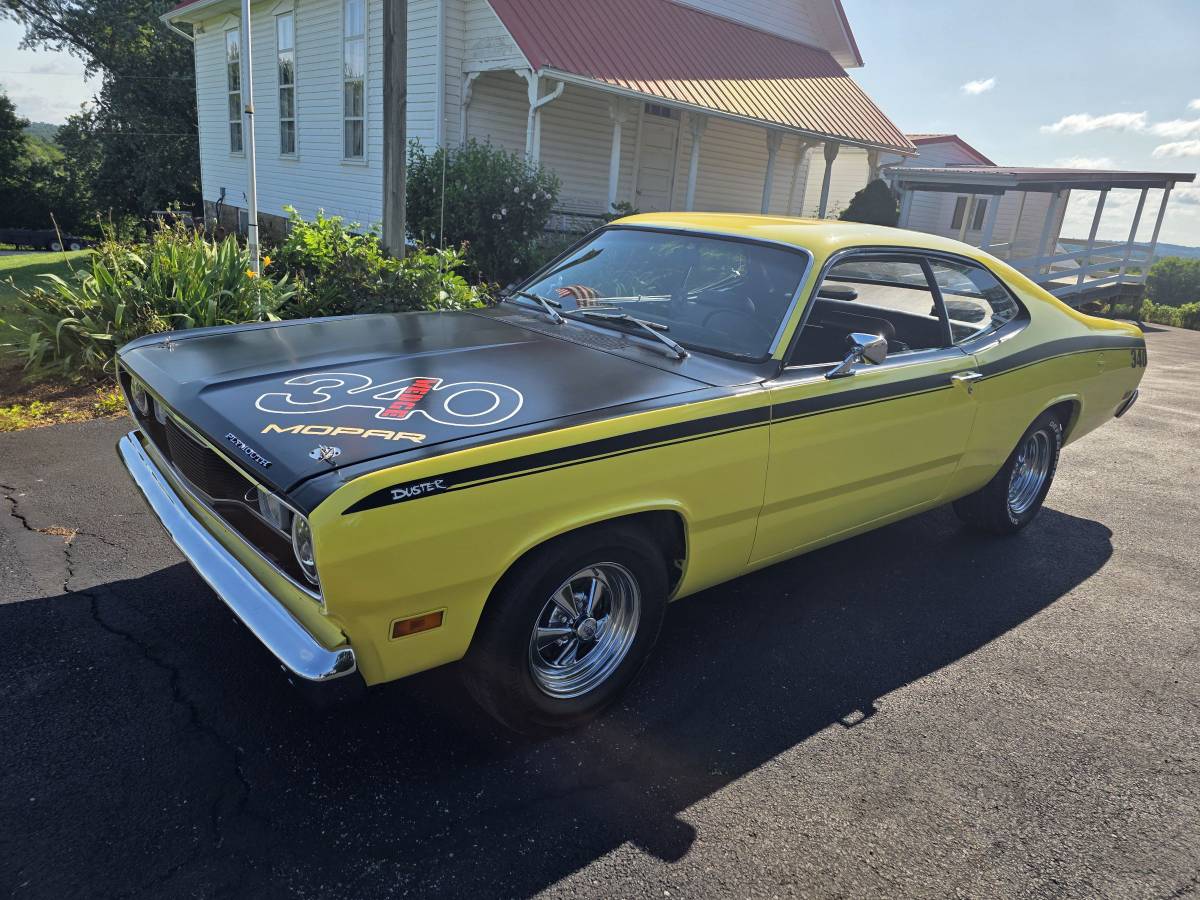 Plymouth-duster-1971-yellow-1