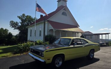 Plymouth-duster-1971-yellow