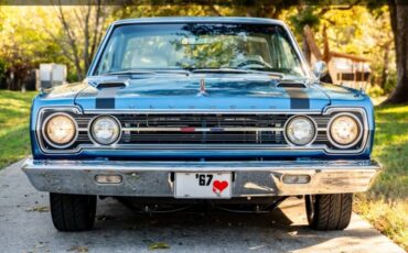 Plymouth-gtx-440-1967-blue-1