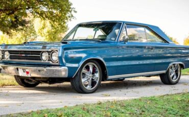 Plymouth-gtx-440-1967-blue