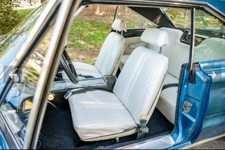 Plymouth-gtx-440-1967-blue-6