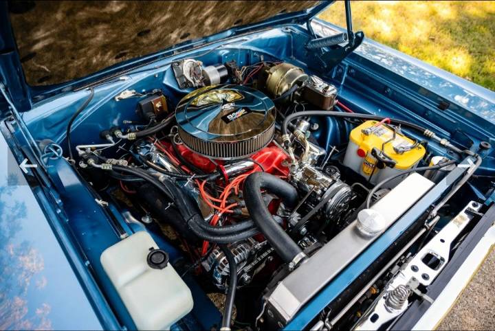 Plymouth-gtx-440-1967-blue-8