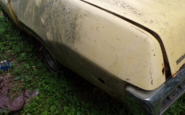 Plymouth-road-runner-1973-yellow-3