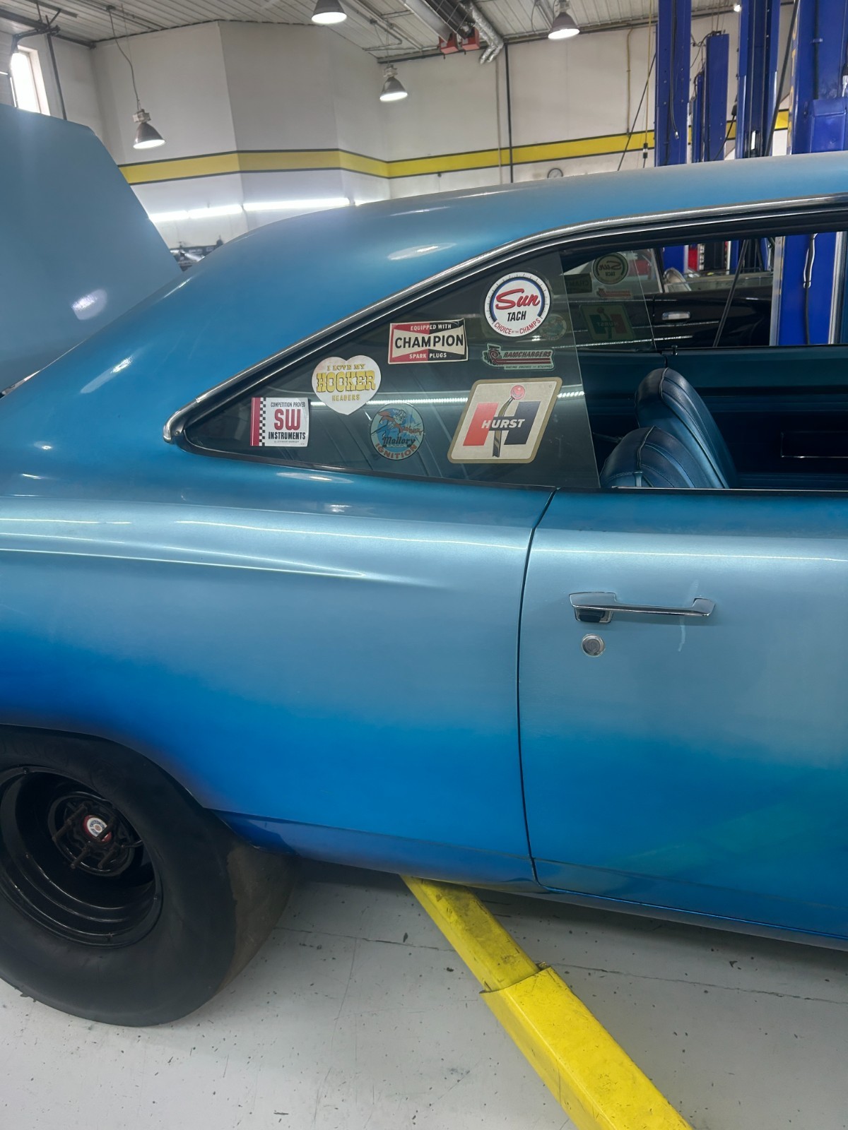 Plymouth-roadrunner-1968-Coupe-10
