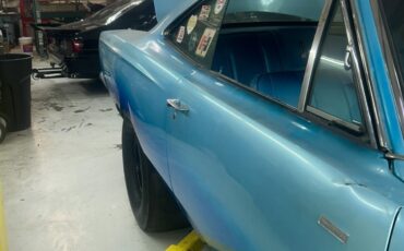 Plymouth-roadrunner-1968-Coupe-11