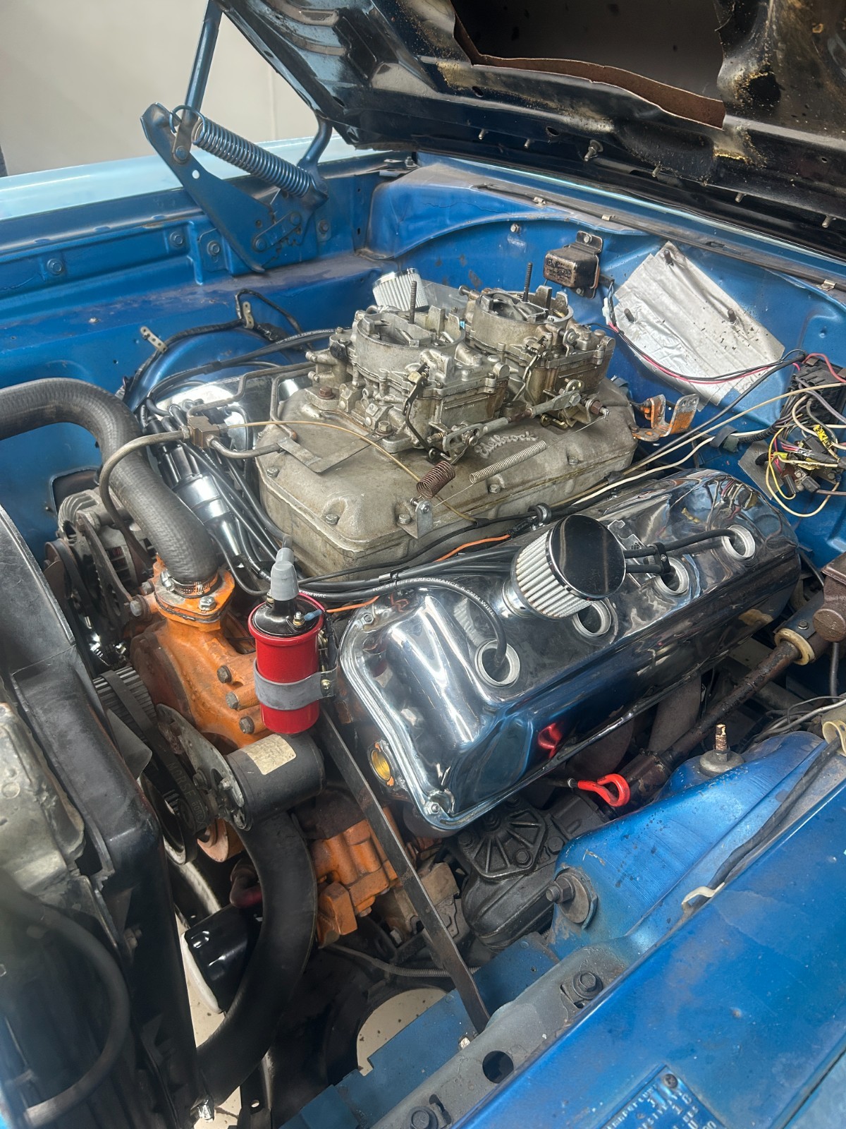 Plymouth-roadrunner-1968-Coupe-3