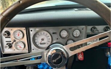 Plymouth-valiant-1964-5