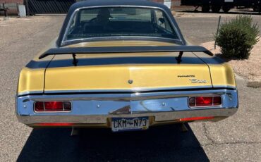 Plymouth-valiant-1971-1