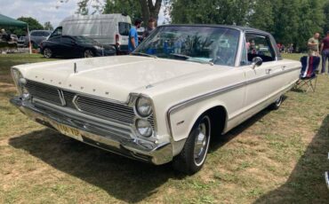 Plymouth-vip-4-dr.-hardtop-1966-white-1