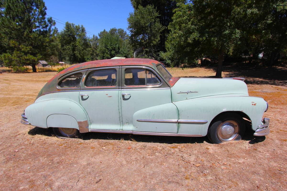 Pontiac-1948-2