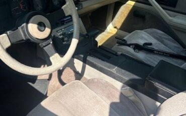 Pontiac-1983-6