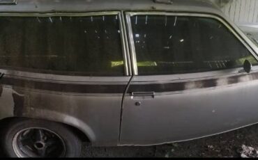 Pontiac-Astre-wagon-1977-silver-1