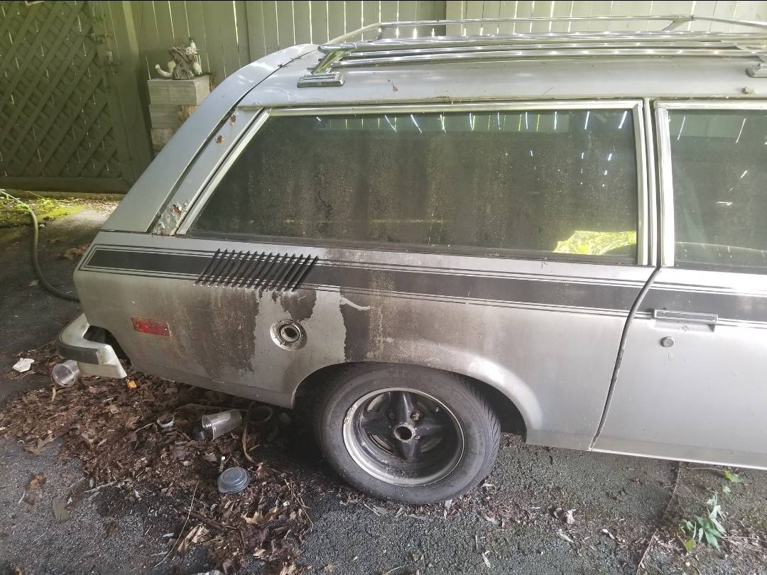 Pontiac-Astre-wagon-1977-silver-4