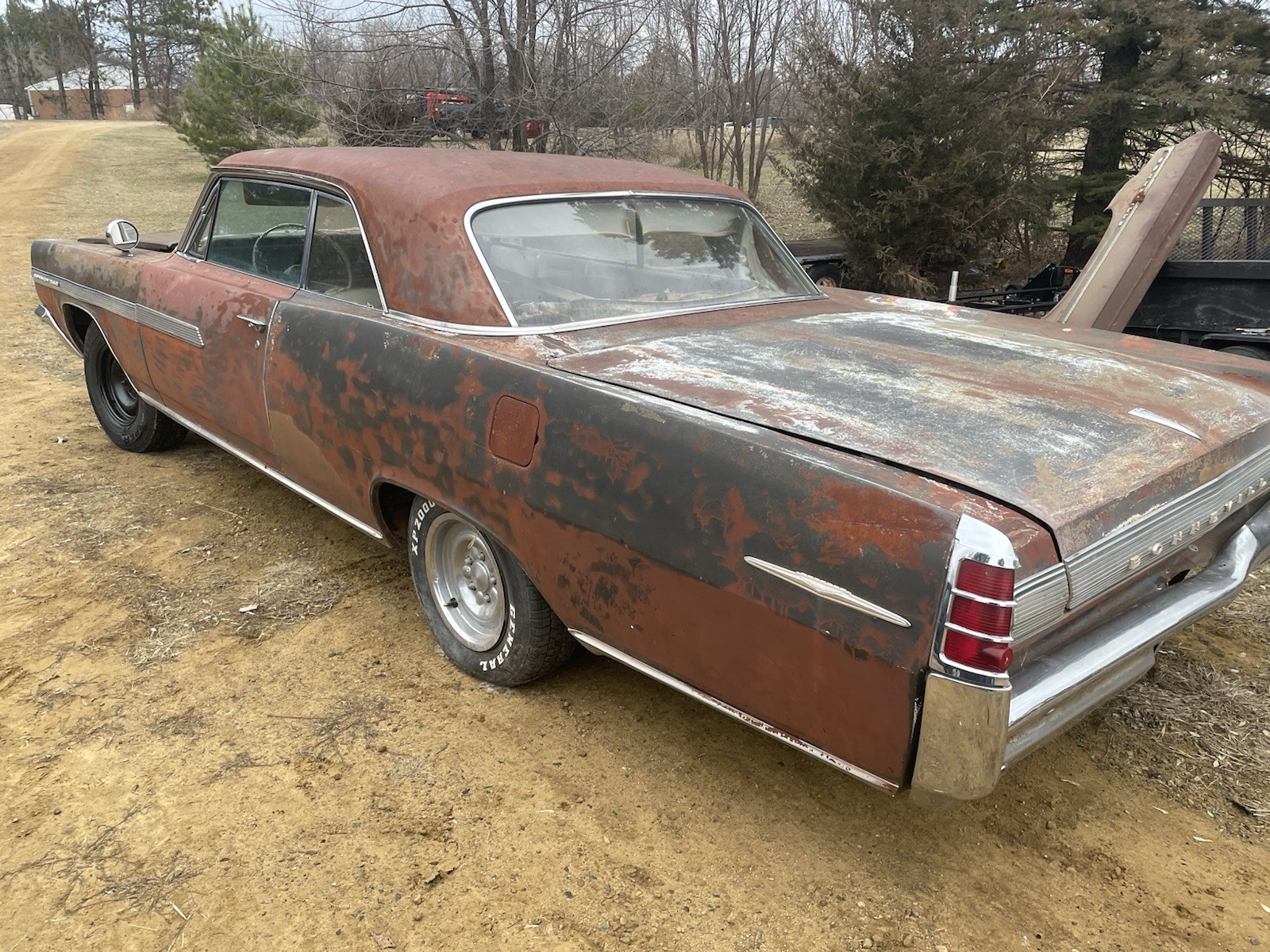 Pontiac-Bonneville-1963-Coupe-1