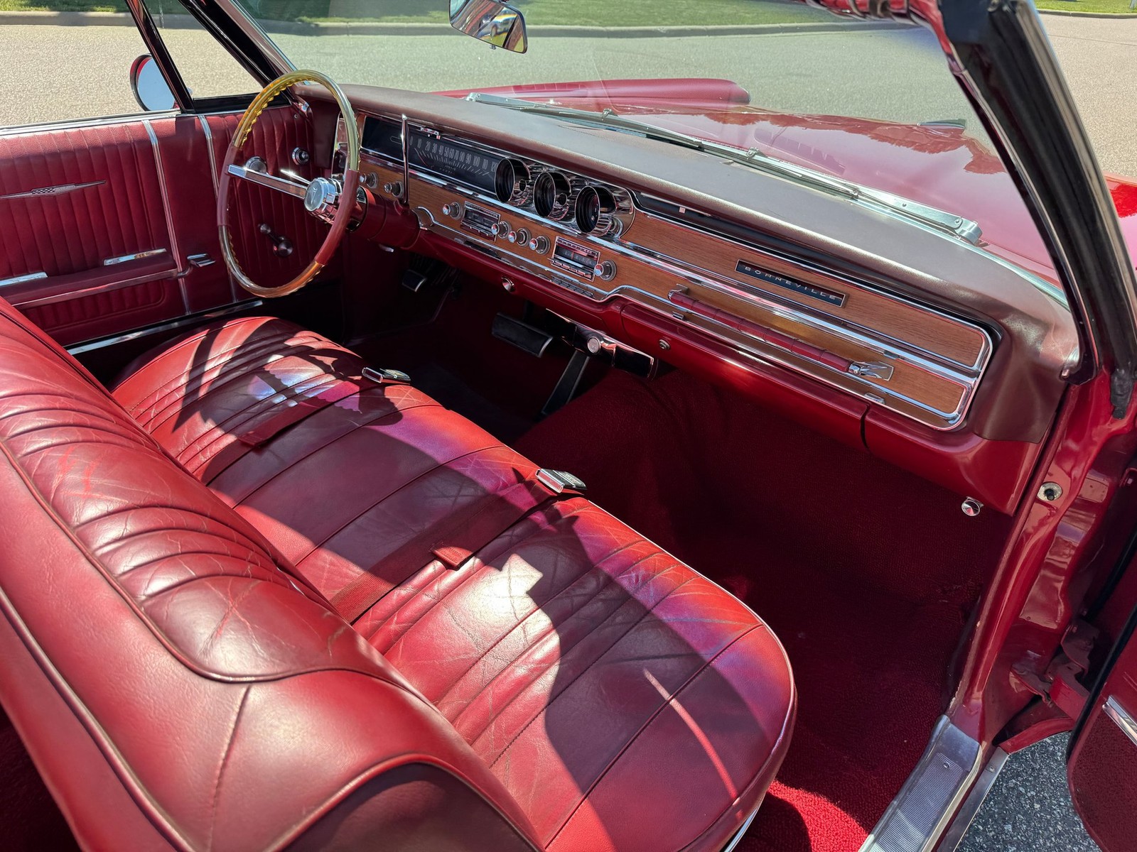 Pontiac-Bonneville-1965-Convertible-12