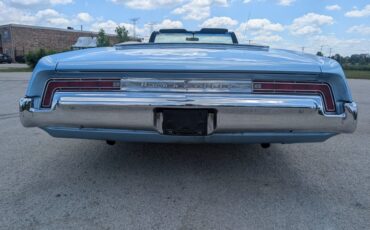 Pontiac-Bonneville-1968-Alpine-Blue-Blue-ampamp-White-27