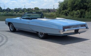 Pontiac-Bonneville-1968-Convertible-2
